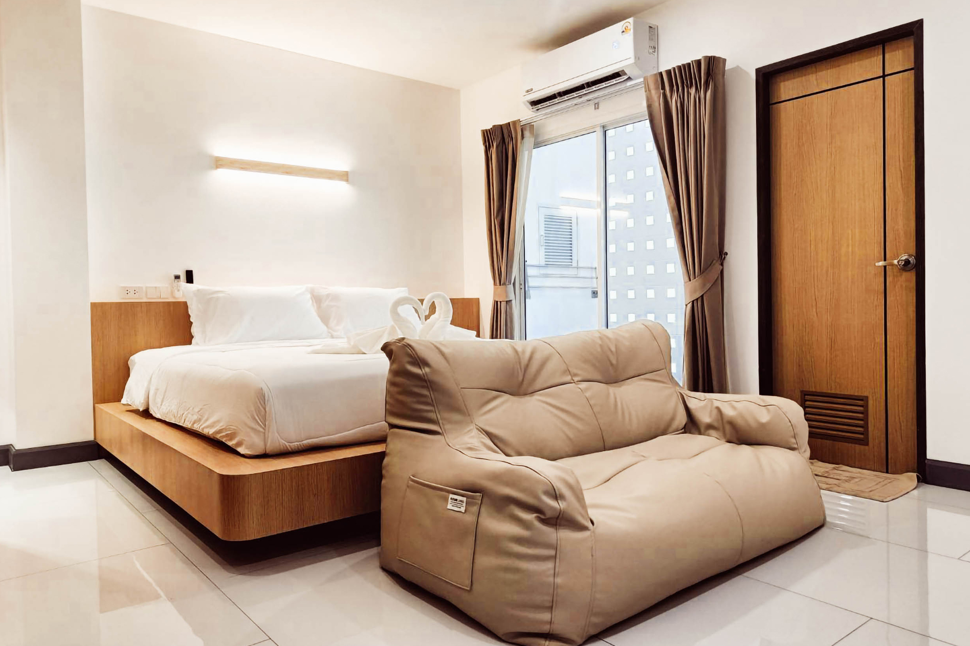 Standard King Room